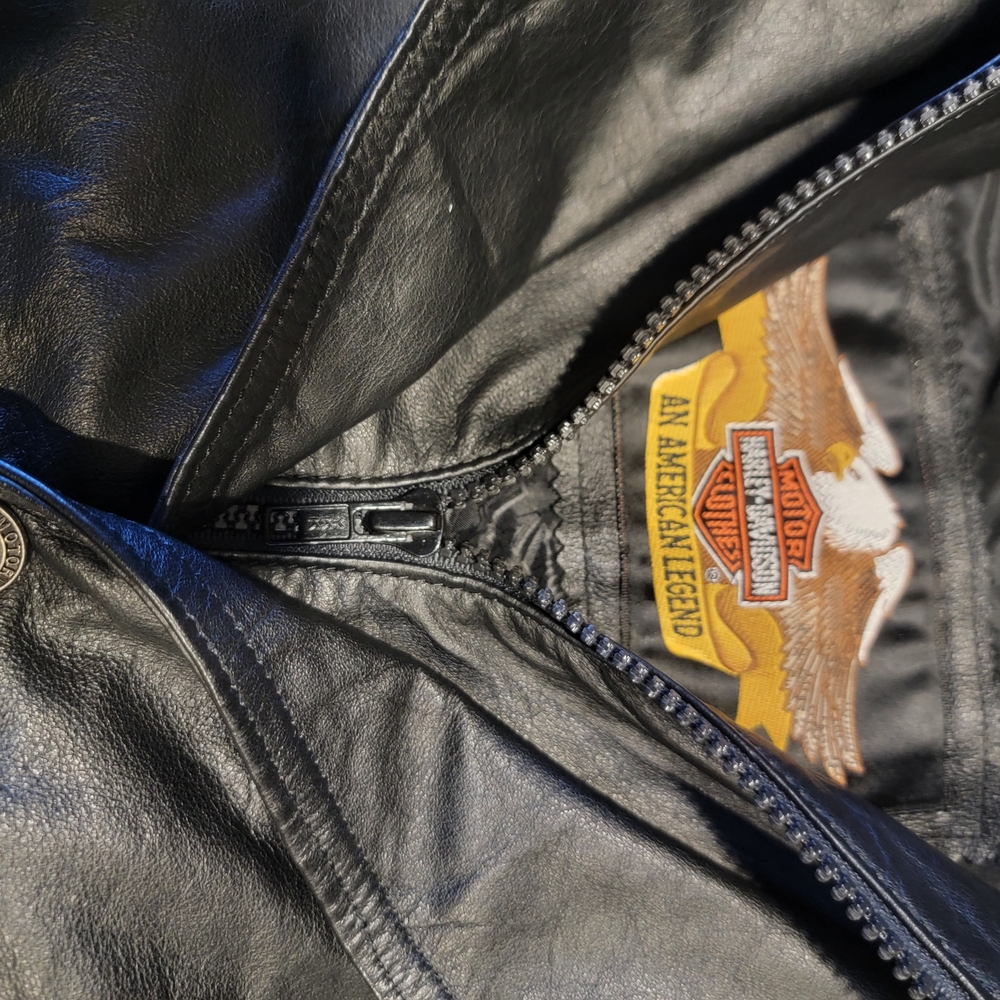 Harley Davidson Men's Black Leather Jacket - Picture 3 of 10